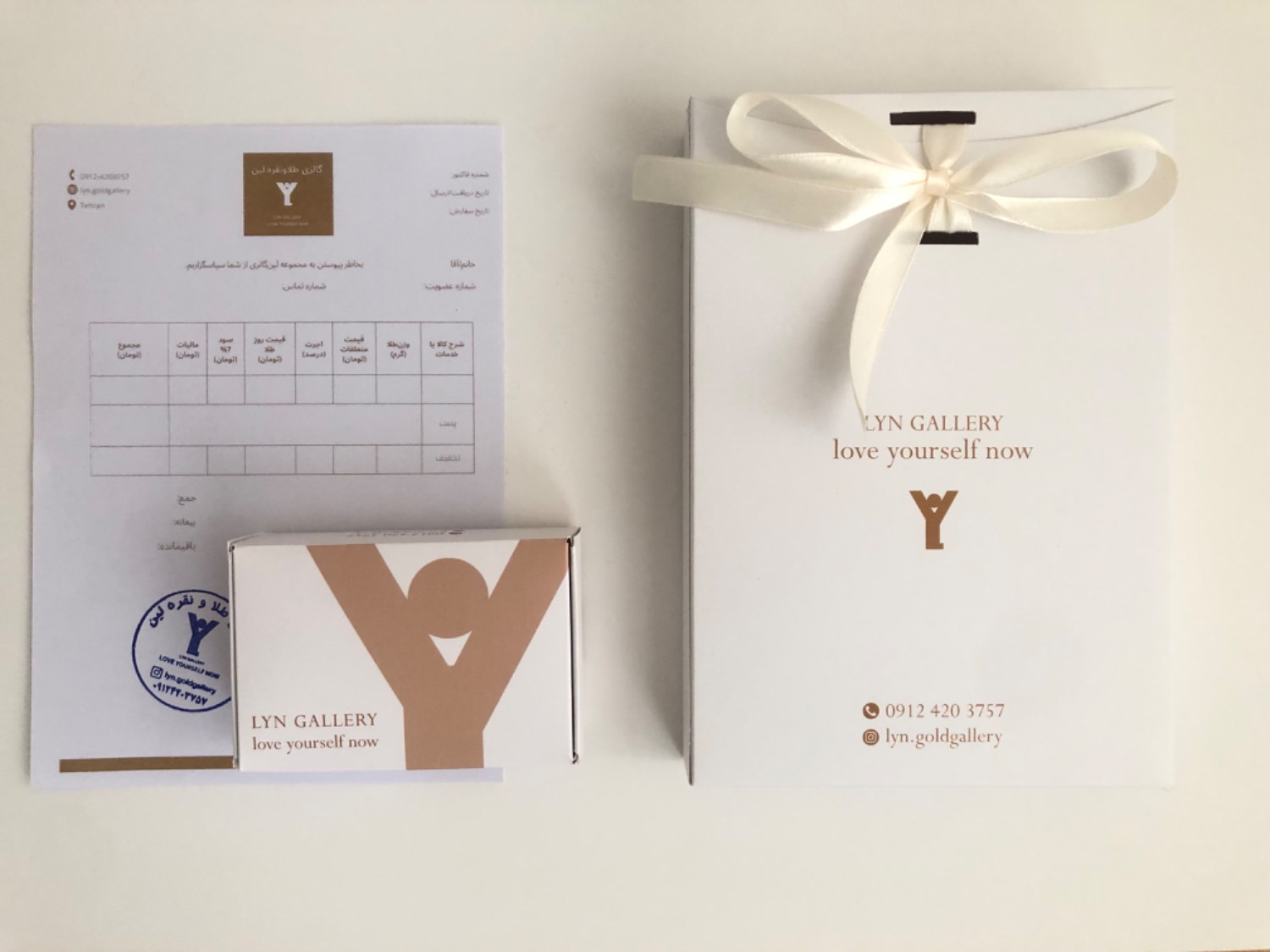 lyn-gallery-packaging پکیجینگ (بسته بندی) گالری طلا جواهر و نقره لین
